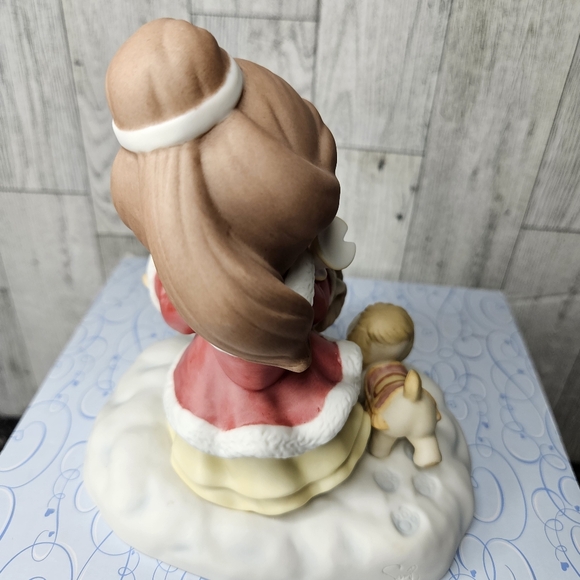 Precious Moments It Is In The Giving That We Receive 810038 Walt Disney 2007 - Picture 6 of 16